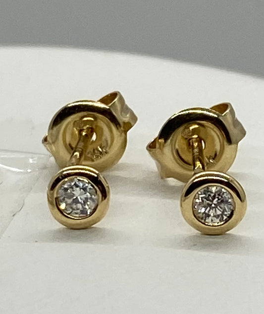 10K Gold Diamond Stud Earrings